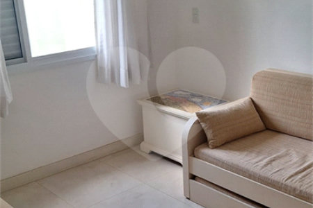 Casa à venda com 3 suítes em Condomínio Flamboyant-b, Atibaia, SP