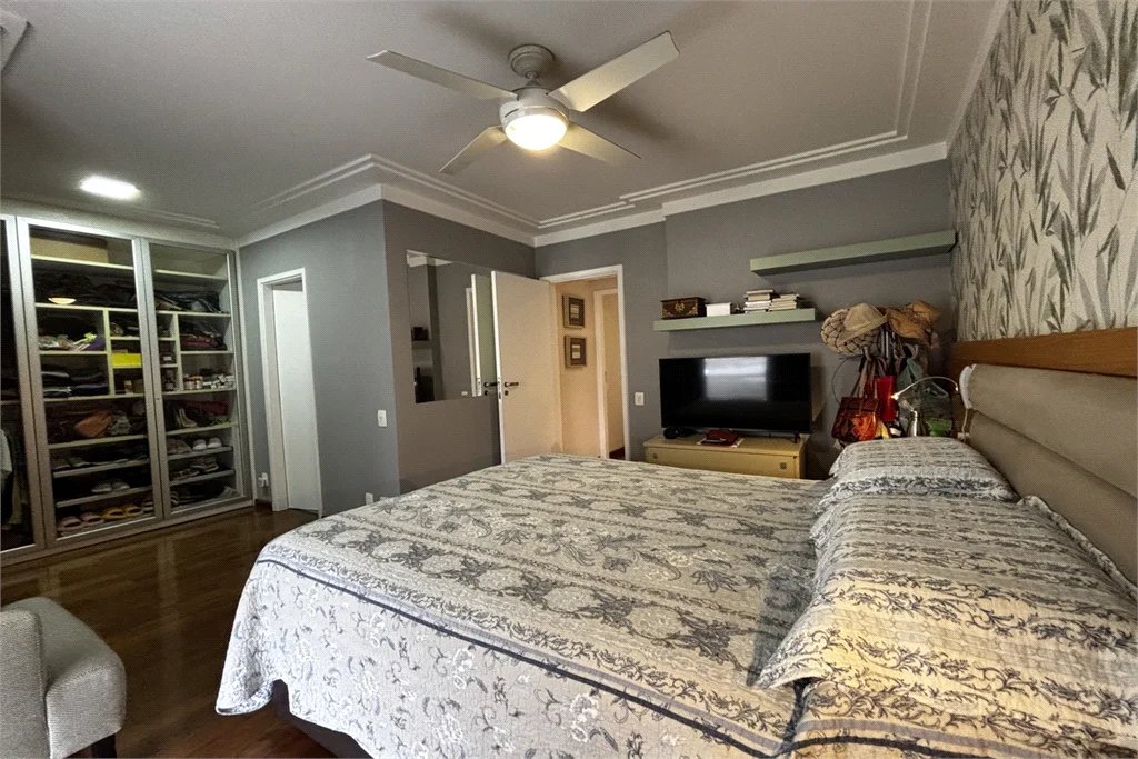 Apartamento para alugar com 3 suítes em Vila Romana, São Paulo, SP