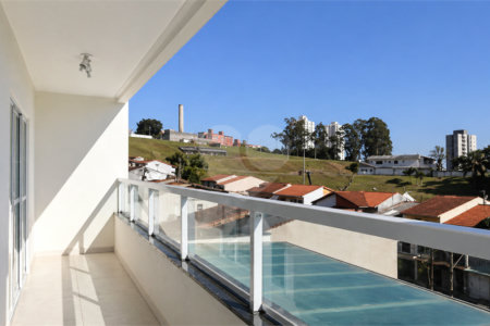 Sobrado à venda com 3 quartos em Nova Petrópolis, São Bernardo do Campo, SP