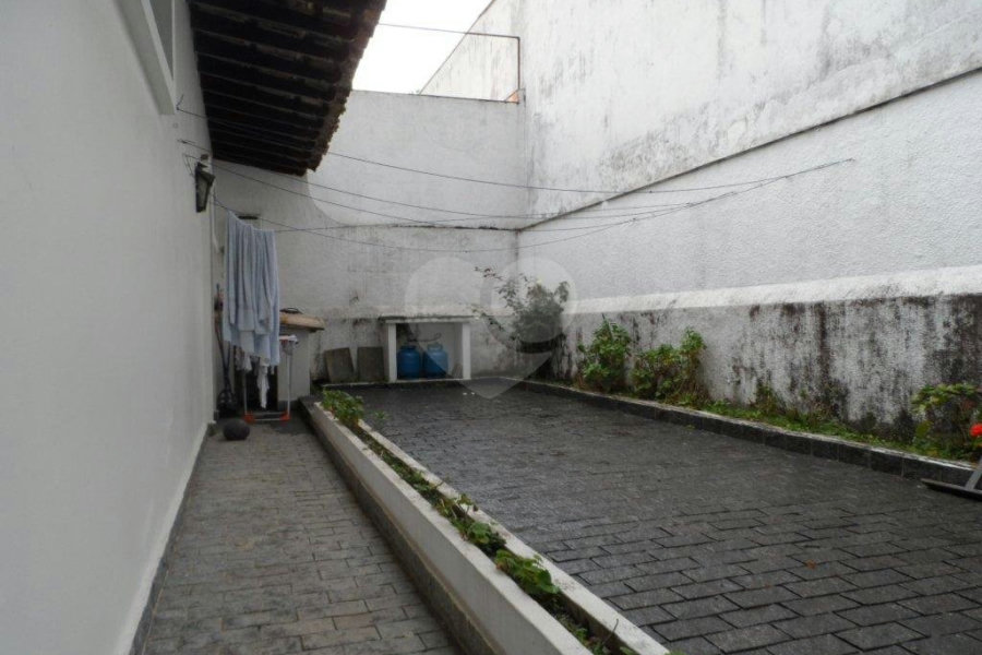 Casa Térrea à venda com 3 suítes em Jardim Franca, São Paulo, SP