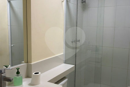 Casa à venda com 3 quartos, sendo 1 suíte, no condomínio Vila Nova Horizonte, Suzano - SP