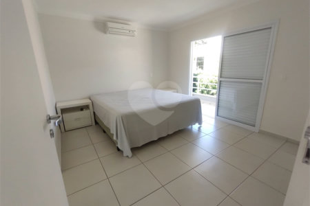Casa à venda com 3 suítes no condomínio Villaggio Capriccio, Louveira - SP