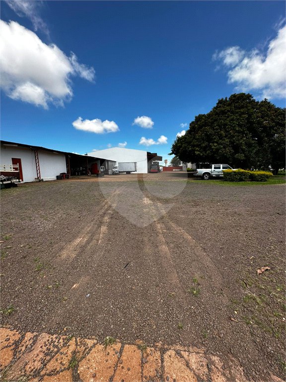 Salão à venda ou para alugar em Jardim Aeroporto, Ponta Porã, MS
