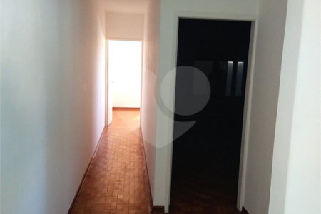 Sobrado à venda com 3 quartos em Chora Menino, São Paulo, SP