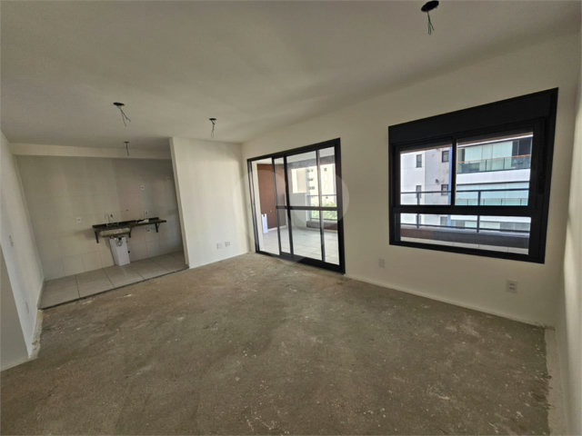 Apartamento à venda com 2 quartos, sendo 1 suíte,  em Santo Amaro, São Paulo, SP