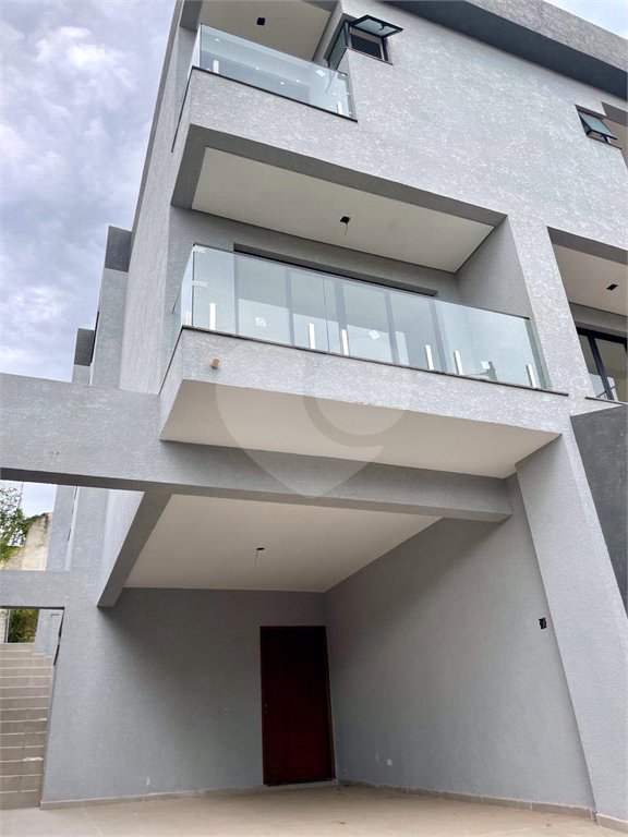 Sobrado à venda com 3 suítes em Jardim dos Pinheiros, Atibaia, SP