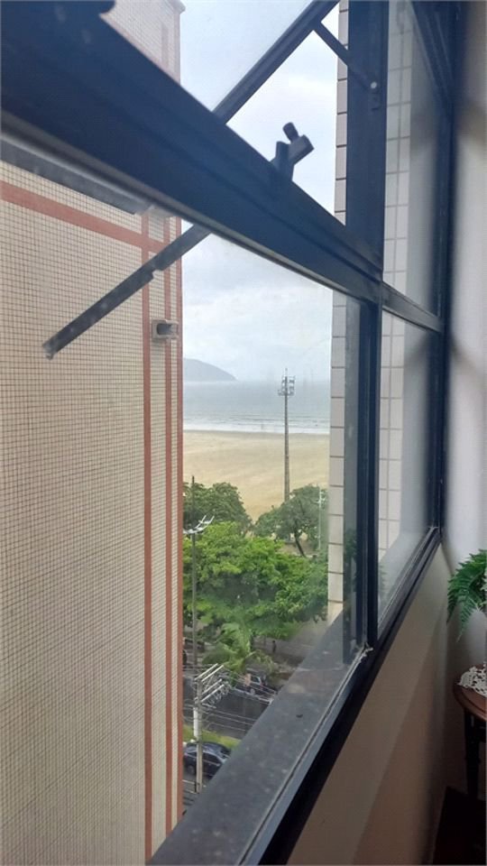 Apartamento com 3 dormitórios à venda, 87 m² por R$ 690.000,00 - Gonzaga - Santos/SP