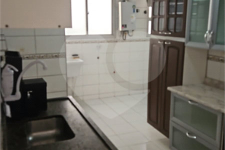 Apartamento à venda com 3 quartos, sendo 1 suíte, em Vila Olímpia, São Paulo, SP