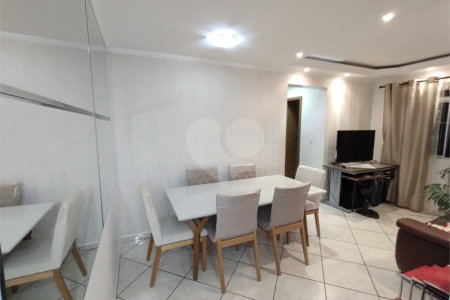 Apartamento de 2 quartos à venda no Jaçanã
