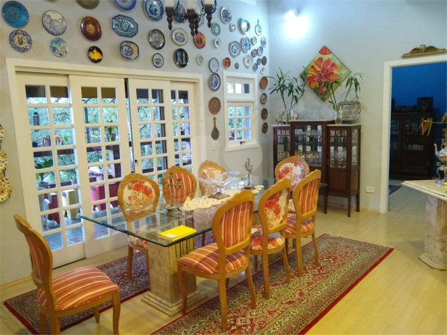 Casa à venda com 4 suítes no condomínio Alpes da Cantareira, Mairiporã - SP