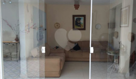 Casa à venda com 3 suítes em Vila Emir, São Paulo, SP