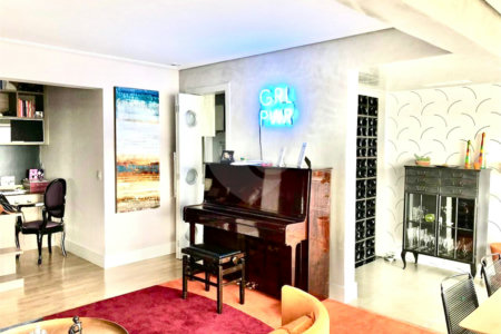 Apartamento à venda com 3 quartos, sendo 1 suíte,  em Campo Grande, São Paulo, SP