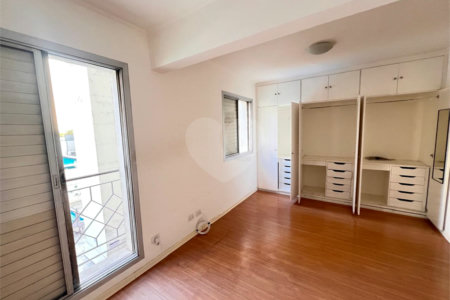 Apartamento à venda com 2 quartos em Moema, São Paulo, SP
