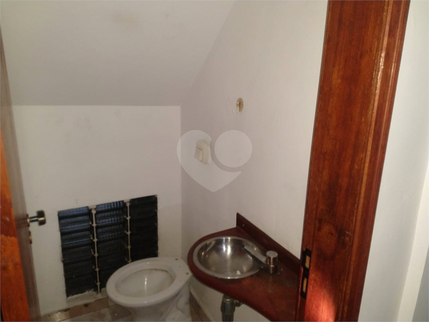 Sobrado à venda com 3 quartos, sendo 1 suíte, em Tremembé, São Paulo, SP