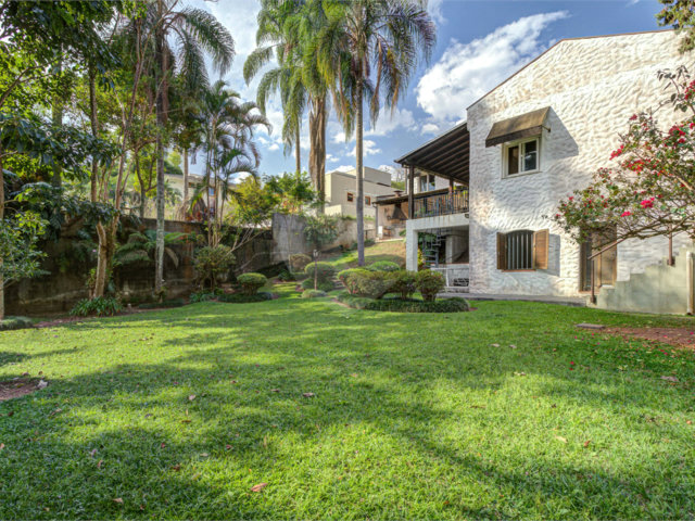 Casa de Vila à venda com 3 quartos, sendo 2 suítes,  em Alto da Boa Vista, São Paulo, SP