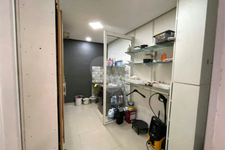 Sobrado à venda com 3 quartos em Quinta da Paineira, São Paulo, SP