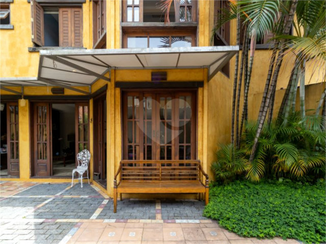 Casa à venda ou para alugar com 4 quartos, sendo 3 suítes,  em Lapa, São Paulo, SP