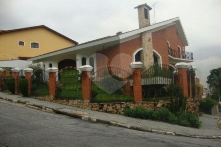 Sobrado à venda com 3 quartos, sendo 1 suíte, em Jardim Franca, São Paulo, SP