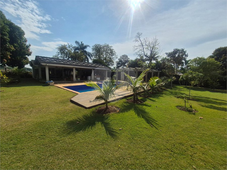 Casa Térrea à venda ou para alugar com 4 suítes em Jardim Paulista, Atibaia, SP
