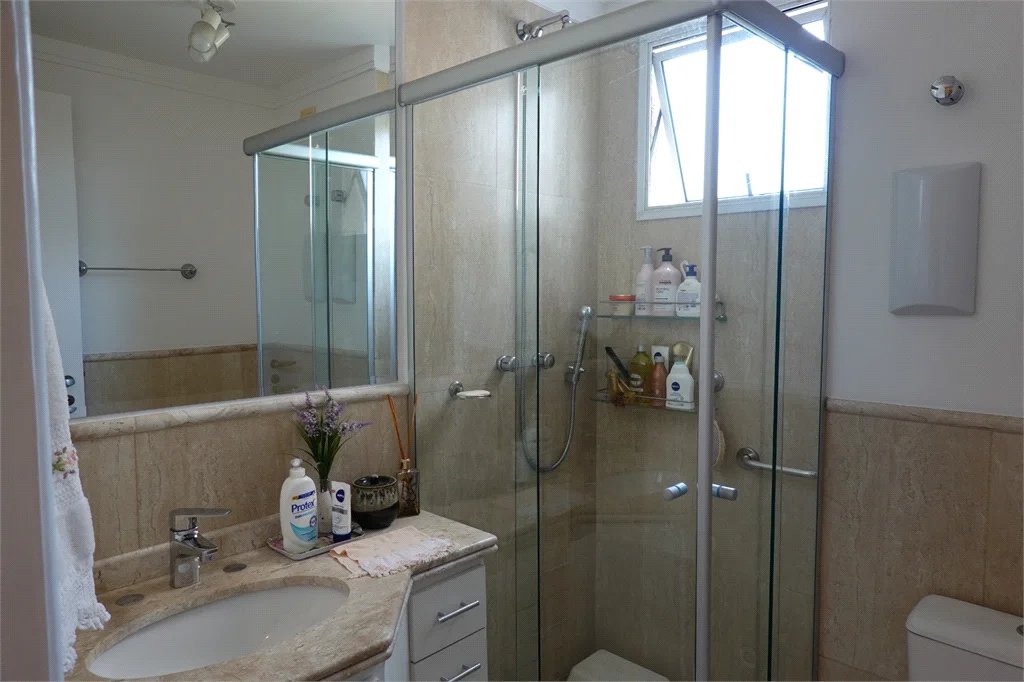 Apartamento à venda com 4 quartos, sendo 2 suítes, em Cidade São Francisco, São Paulo, SP