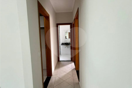 Casa à venda com 3 quartos, sendo 1 suíte, no condomínio Bella Vita, Atibaia - SP