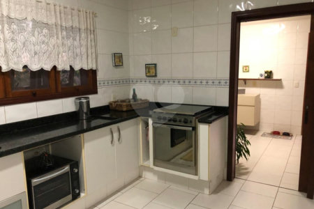 Casa à venda com 3 quartos, sendo 2 suítes, no condomínio Residencial Vivendas Piccolo Paese, Salto - SP