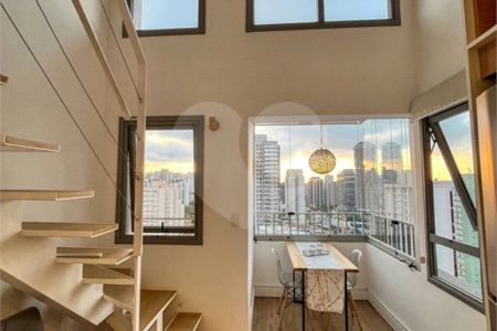 Apartamento à venda com 1 quarto em Jardim das Acácias, São Paulo, SP
