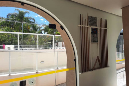 Apartamento com 2 dormitórios à venda, 65 m² por R$ 424.000,00 - Vila Júlia - Guarujá/SP