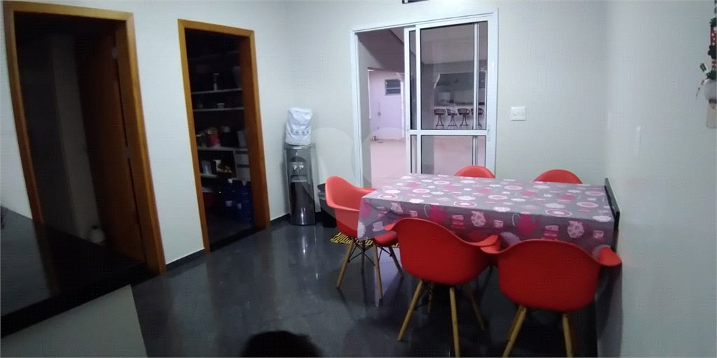 Casa à venda com 4 suítes no condomínio Aruã, Mogi das Cruzes - SP
