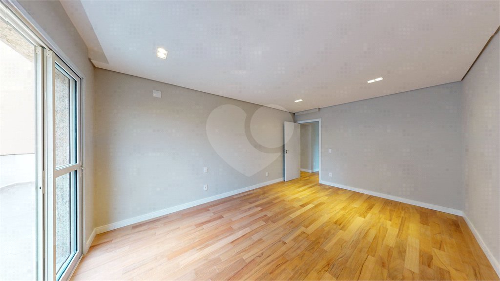 Apartamento à venda com 3 quartos, sendo 1 suíte, em Higienópolis, São Paulo, SP