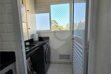 Apartamento à venda com 2 quartos, sendo 1 suíte,  em Vila Andrade, São Paulo, SP
