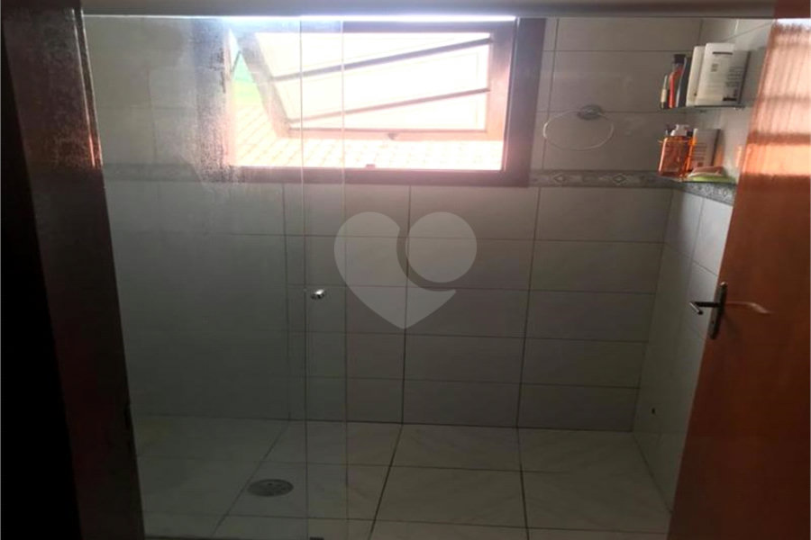 Casa à venda com 3 quartos, sendo 1 suíte, no condomínio Morada de Itapuã, São Paulo - SP