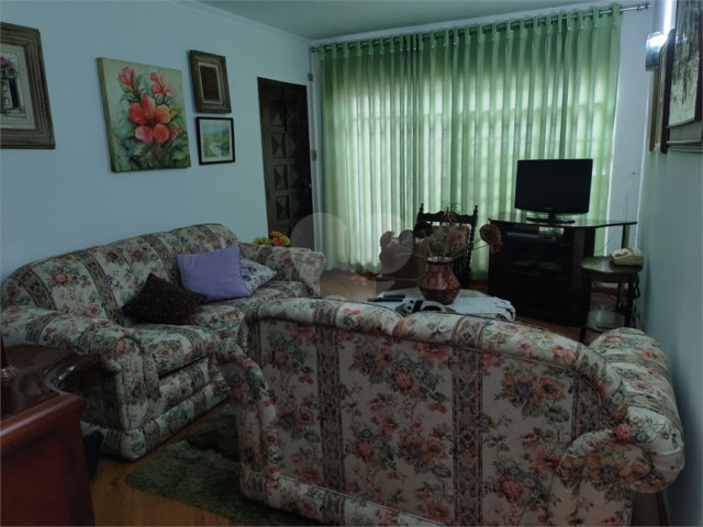 Sobrado à venda com 2 quartos, sendo 1 suíte,  em Campo Limpo, São Paulo, SP