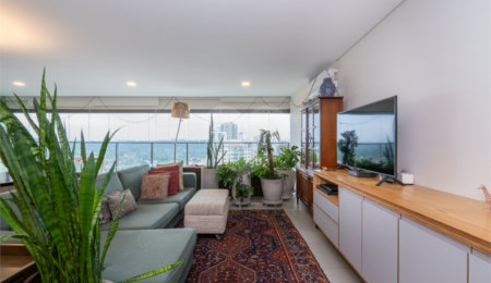 Apartamento à venda com 3 suítes em Campo Belo, São Paulo, SP