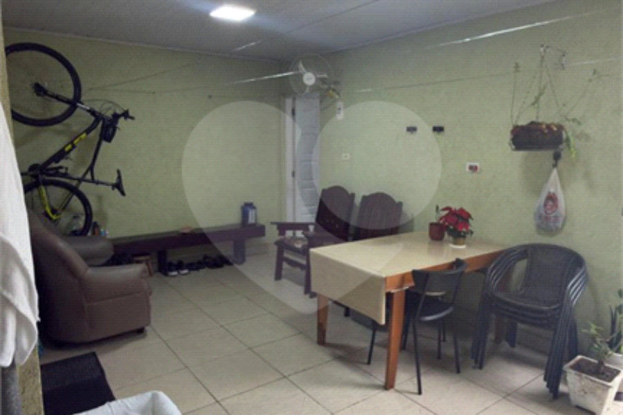 Casa Térrea à venda com 3 quartos, sendo 1 suíte,  em Parque Edu Chaves, São Paulo, SP