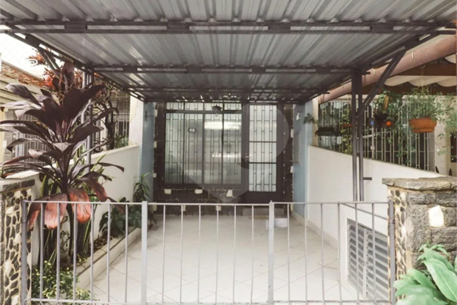 Sobrado à venda com 2 quartos em Santana, São Paulo, SP