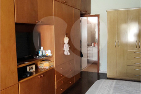 Casa à venda com 4 quartos, sendo 2 suítes, no Centro, Itu, SP