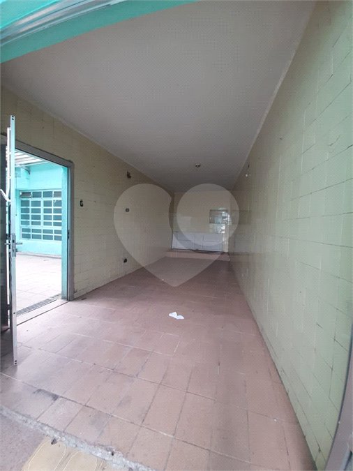 Sobrado à venda com 2 quartos em Vila Margarida, São Paulo, SP