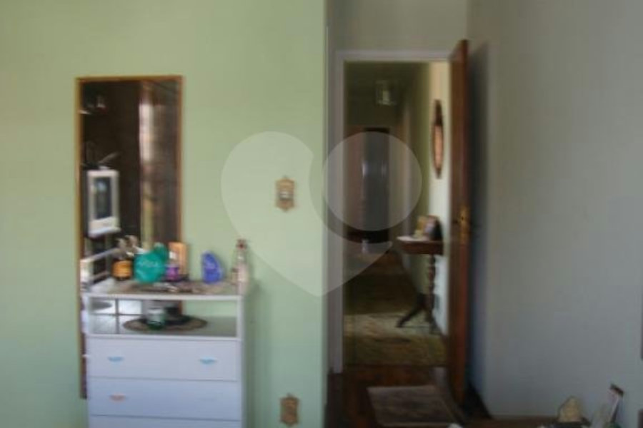 Sobrado à venda com 3 quartos, sendo 1 suíte, em Parada Inglesa, São Paulo, SP