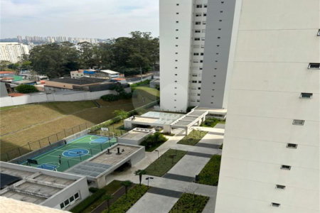 Apartamento à venda com 3 suítes em Jardim Caboré, São Paulo, SP