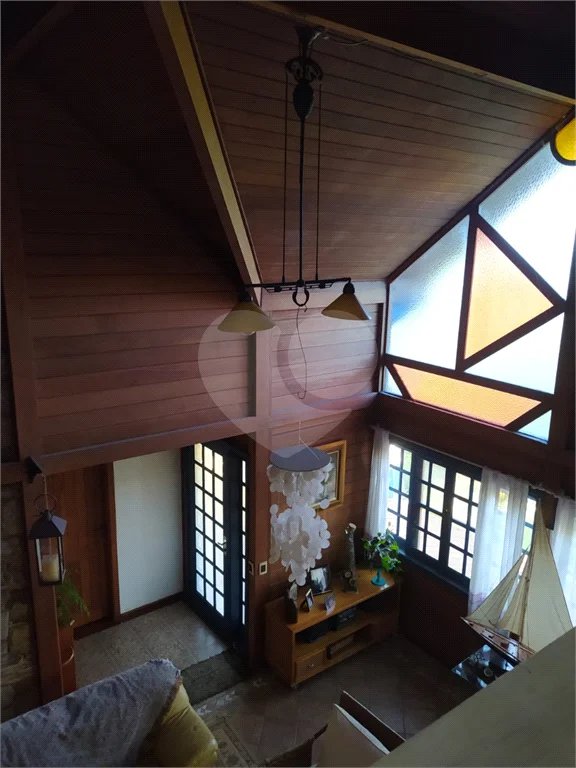 Casa à venda com 7 quartos, sendo 3 suítes, em Fazenda Marajoara, Campo Limpo Paulista, SP