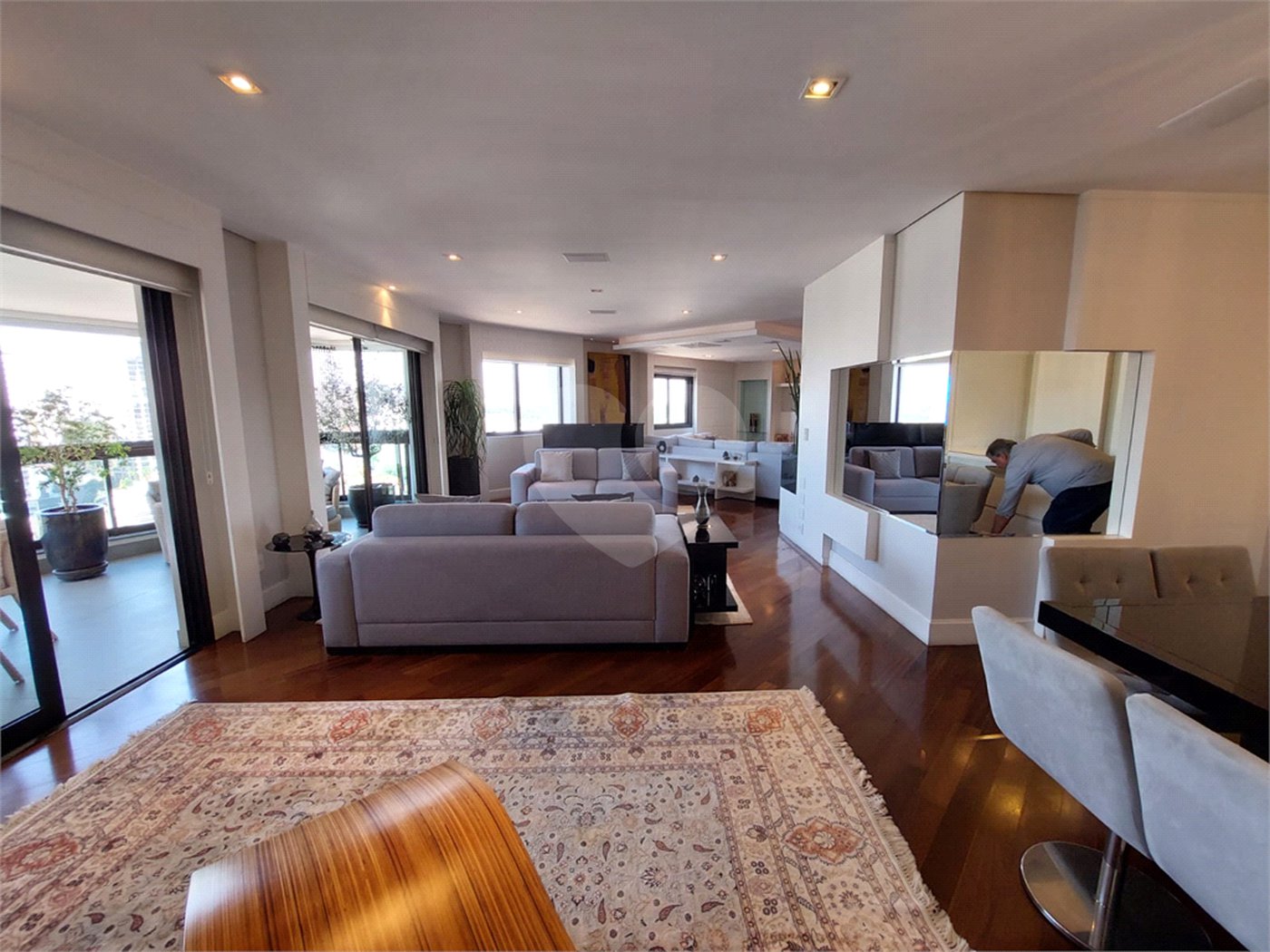 Apartamento à venda ou para alugar com 3 suítes em Perdizes, São Paulo, SP