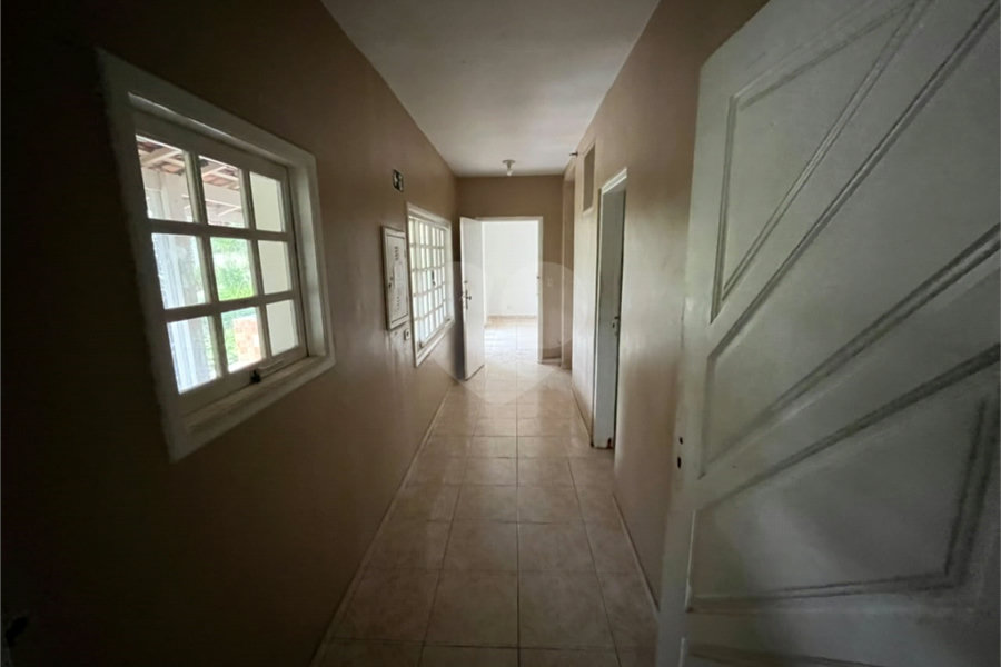 Casa à venda ou para alugar com 5 quartos em Roseira, Mairiporã, SP