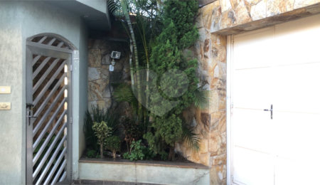 Casa à venda com 4 quartos, sendo 1 suíte,  em Vila Guilherme, São Paulo, SP