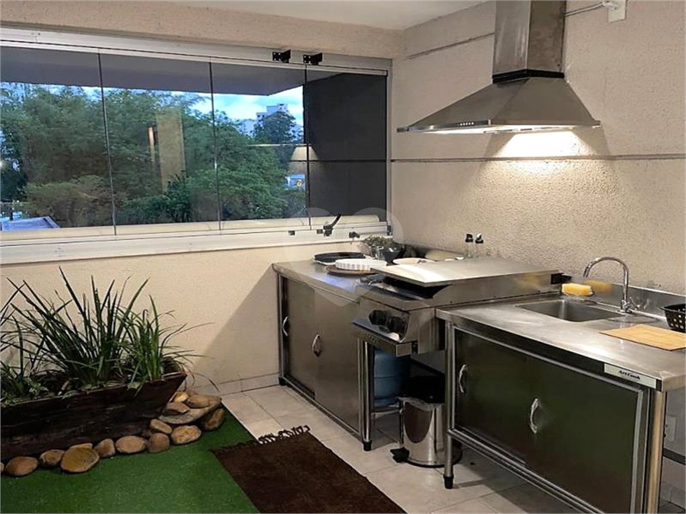 Apartamento à venda com 3 suítes em Jardim Londrina, São Paulo, SP