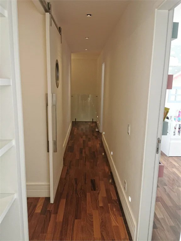 Apartamento à venda com 3 suítes em Jardim Monte Kemel, São Paulo, SP
