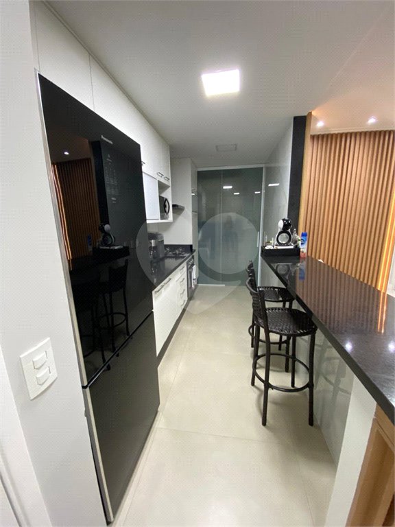 Apartamento à venda com 2 quartos, sendo 1 suíte,  em Vila Leonor, São Paulo, SP