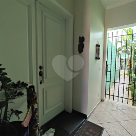 Casa para alugar com 6 quartos, sendo 4 suítes,  no Centro, Itapetininga, SP