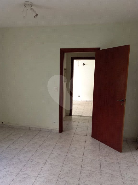 Sobrado à venda com 5 quartos, sendo 2 suítes,  em Tremembé, São Paulo, SP