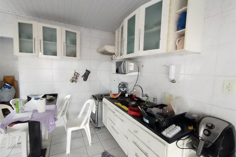 Sobrado à venda com 8 quartos, sendo 3 suítes, em Tucuruvi, São Paulo, SP